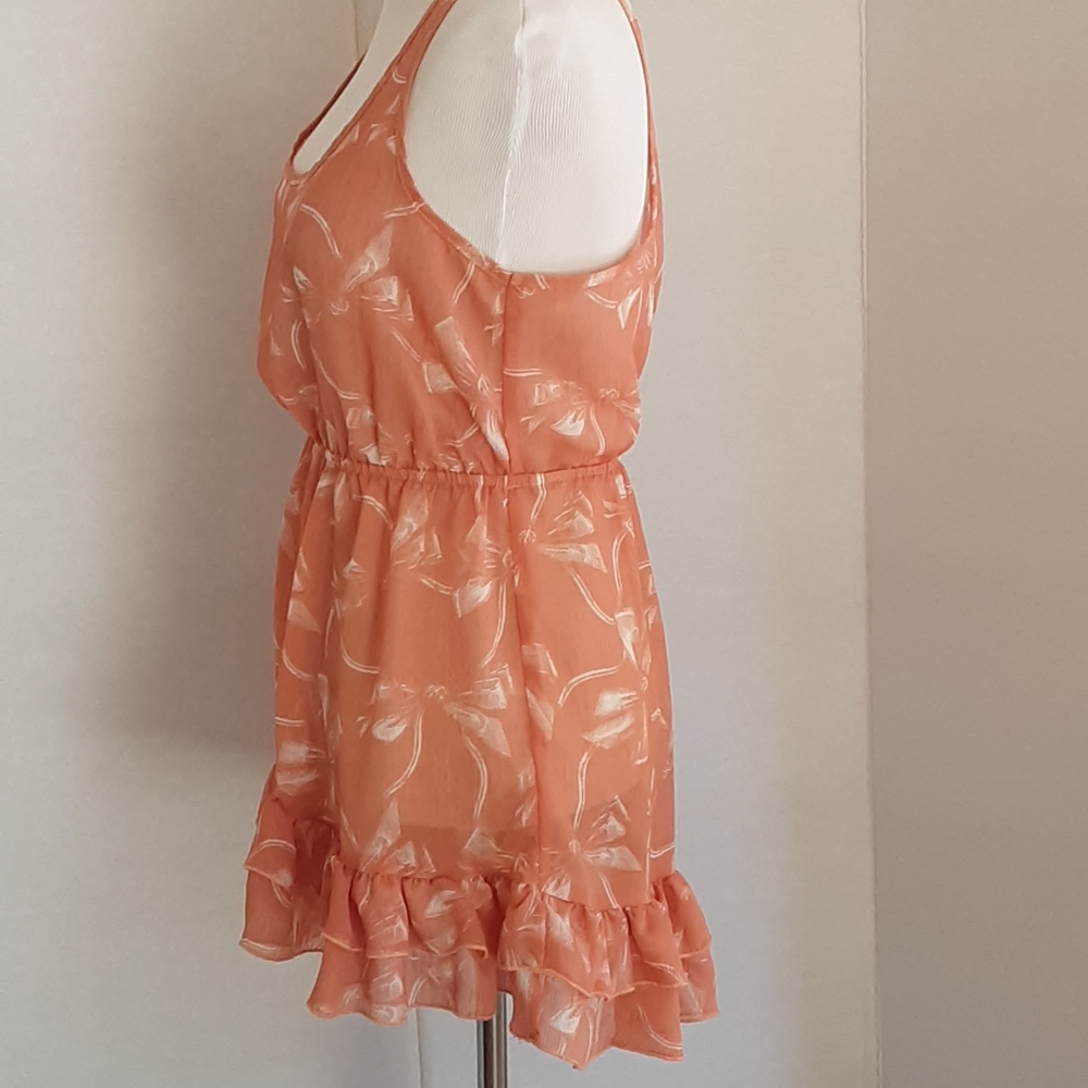 LILY WHITE SEMI SHEER PEACH HI-LOW RUFFLED TOP SZ L